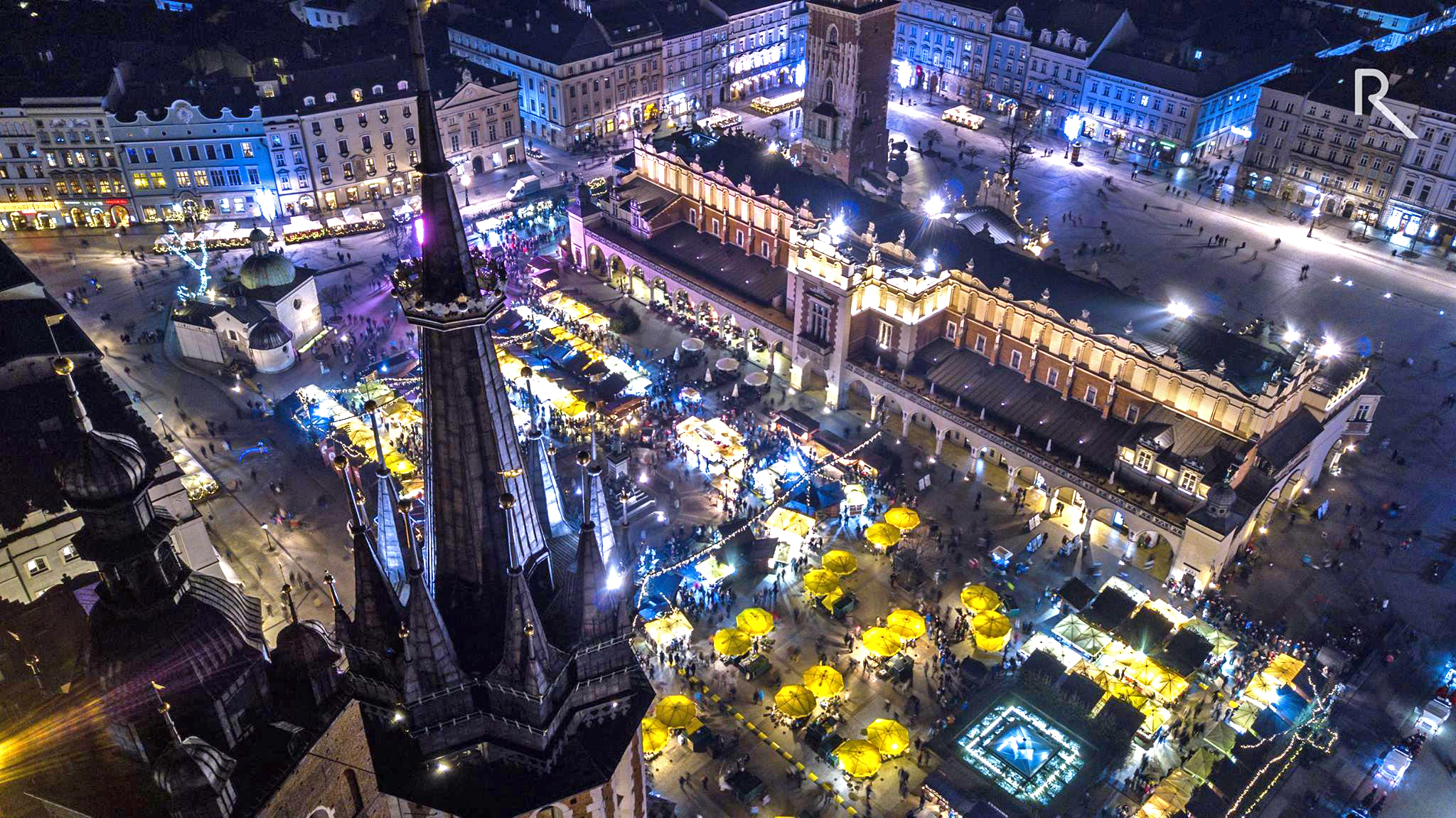 krakow-christmas-market-from-air